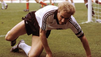 Karl-Heinz Rummenigge kämpfte sich trotz Oberschenkel-Verletzung durch die WM 1982.