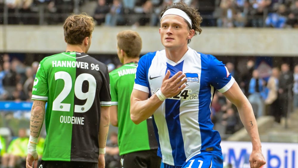 Hertha-Stürmer Fabian Reese bleibt in Berlin.