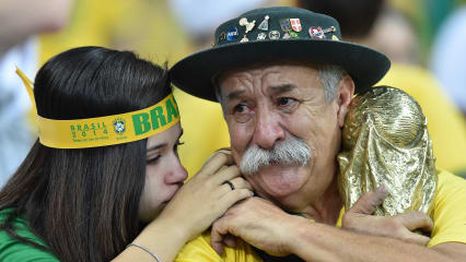 Trauernde brasilianische Fans nach dem 1:7 gegen Deutschland.