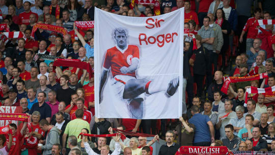 Eine Liverpool-Legende geht: "Sir" Roger Hunt starb im Alter von 83 Jahren.