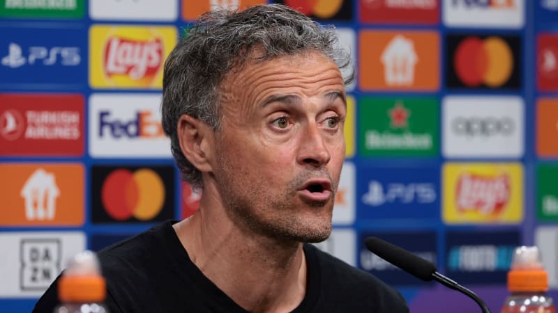 DORTMUND, GERMANY - MAY 1: PSG coach Luis Enrique speaks to the media during the post-match press conference following the UEFA Champions League semi-final first leg match between Borussia Dortmund (BVB) and Paris Saint-Germain (PSG) at Signal Iduna Park on May 1, 2024 in Dortmund, Germany.(Photo by Jean Catuffe/Getty Images)
