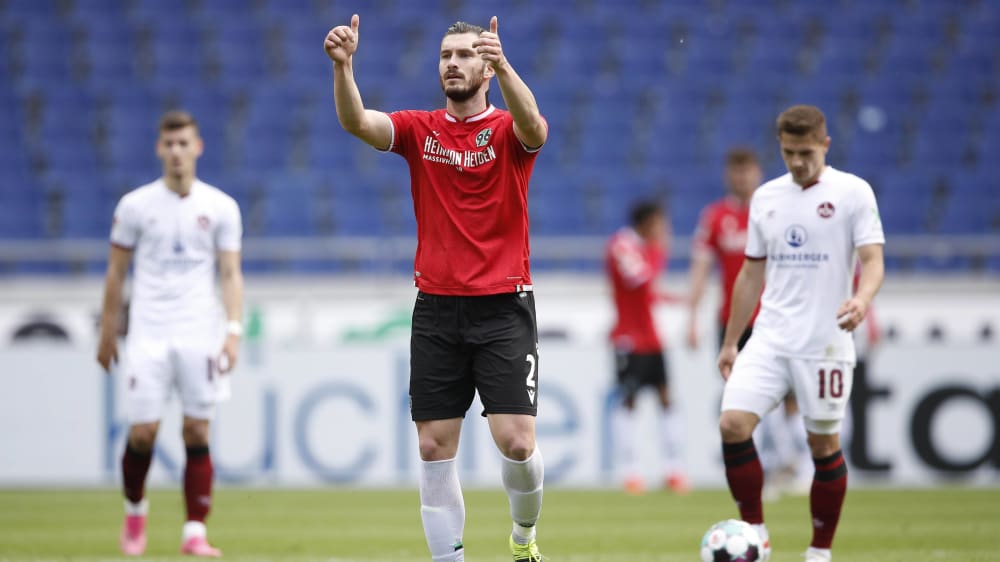 Stand am 34. Spieltag letztmals im 96-Dress auf dem Rasen: Josip Elez.