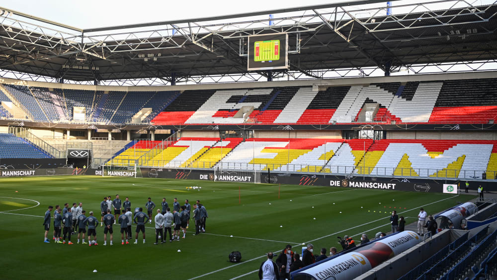 Hier wird am Abend gespielt: Schauinsland-Reisen-Arena (Duisburg).