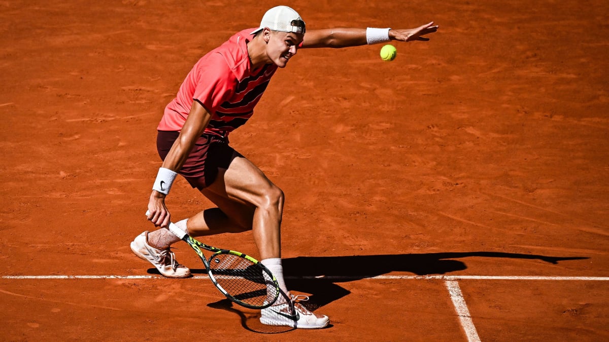 Sabalenka-und-Swiatek-werden-Favoritenrolle-gerecht-Rune-m-ht-sich