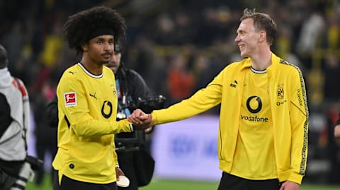 kicker-Reporter Patrick Kleinmann horcht nach