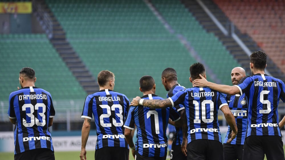 Einfache Aufgabe: Inter Mailands Spieler genie&#223;en den hohen wie insgesamt lockeren Sieg &#252;ber Brescia Calcio.