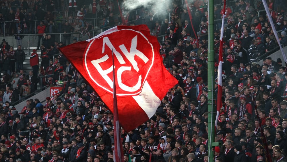 Schafft es der Traditionsklub mittelfristig zur&#252;ck ins Unterhaus? Die Fans des 1. FC Kaiserslautern hoffen darauf.