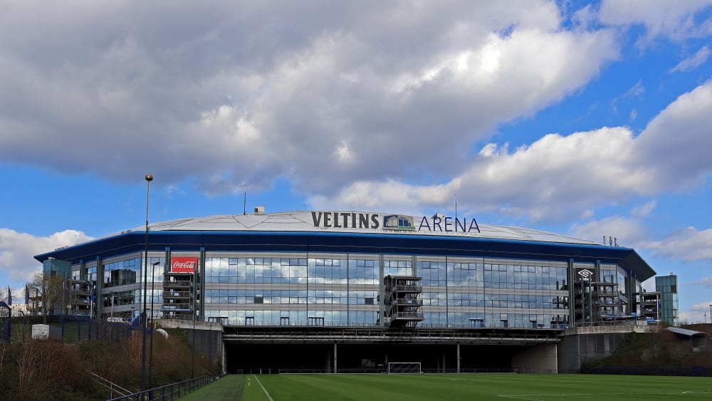 Konsole statt Kugel: Die Veltins-Arena wird zweckentfremdet. 