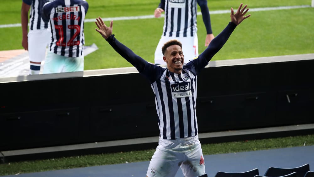 Der Jubel kennt keine Grenzen: West Bromwich Albion um Callum Robinson (vorne) kehrt in die Premier League zur&#252;ck. 