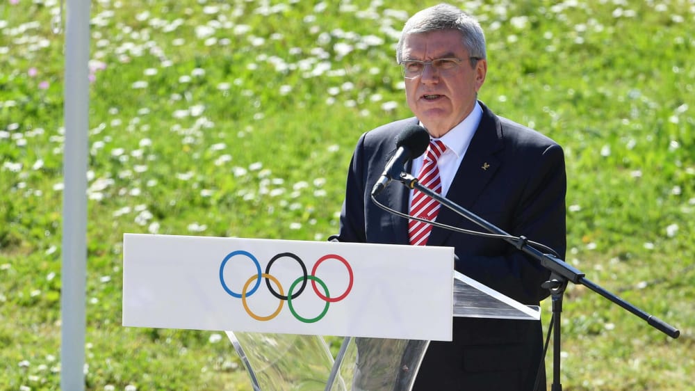 Sein Spiel auf Zeit spaltet die Sportwelt: IOC-Pr&#228;sident Thomas Bach.