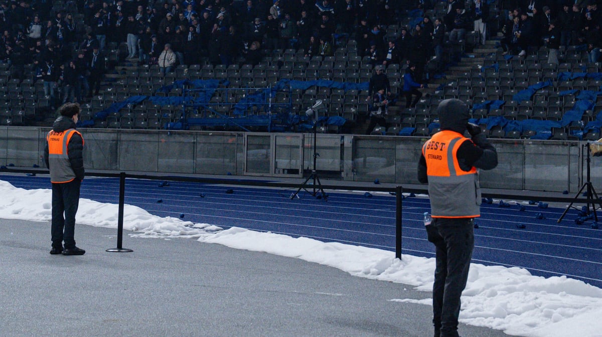 Politik-Polizei-und-Hertha-an-einem-Tisch