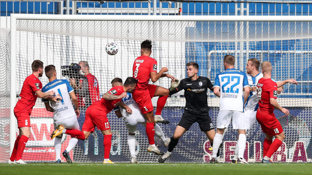 Magdeburg unterliegt Viktoria: Rossmanns Kopfball bringt Köln auf Kurs