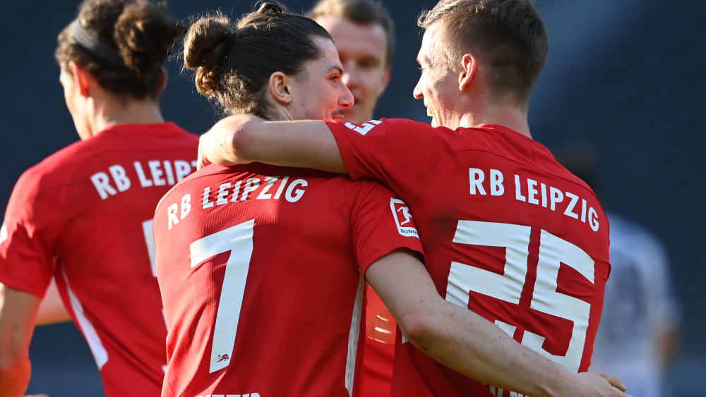 Leipzig ist bis auf zwei Punkte an den Bayern dran: Das Titelrennen ist nach dem 22. Spieltag wieder er&#246;ffnet.