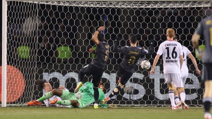 Frankfurt kassierte auch in Baku zu viele Gegentreffer.