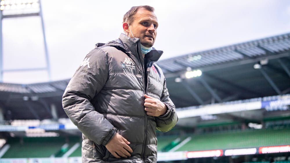 Vertraut vermehrt auf erfahrene Spieler: Mainz-Coach Bo Svensson.