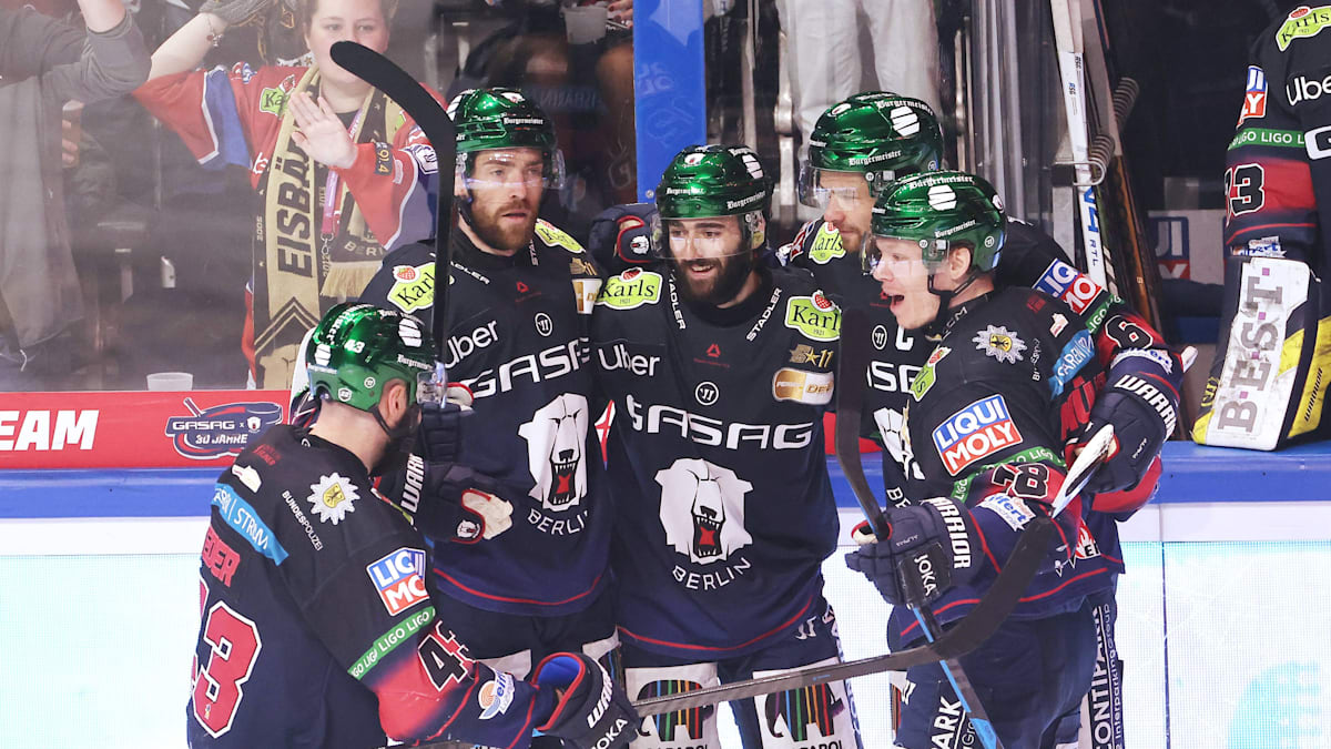 Adler wieder früh überrascht: Eisbären auf Titelkurs