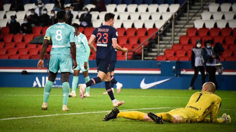 PSG klettert auch dank eines Treffer von Julian Draxler weiter nach oben: Angers hatte beim 6:1 letztlich keine Chance.