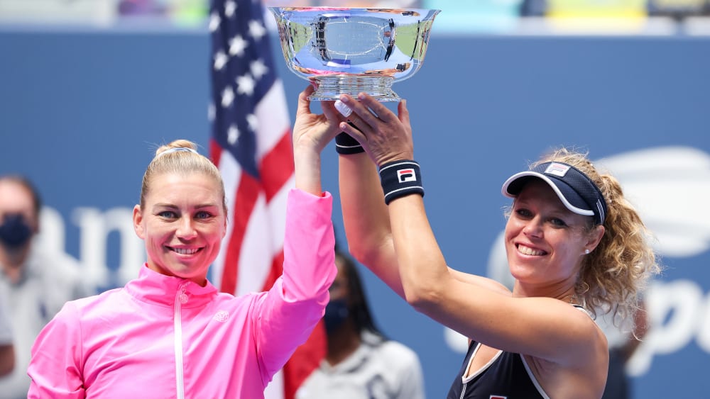 &#220;berraschungssiegerinnen bei den US Open: Vera Zvonareva und Laura Siegemund (re.).