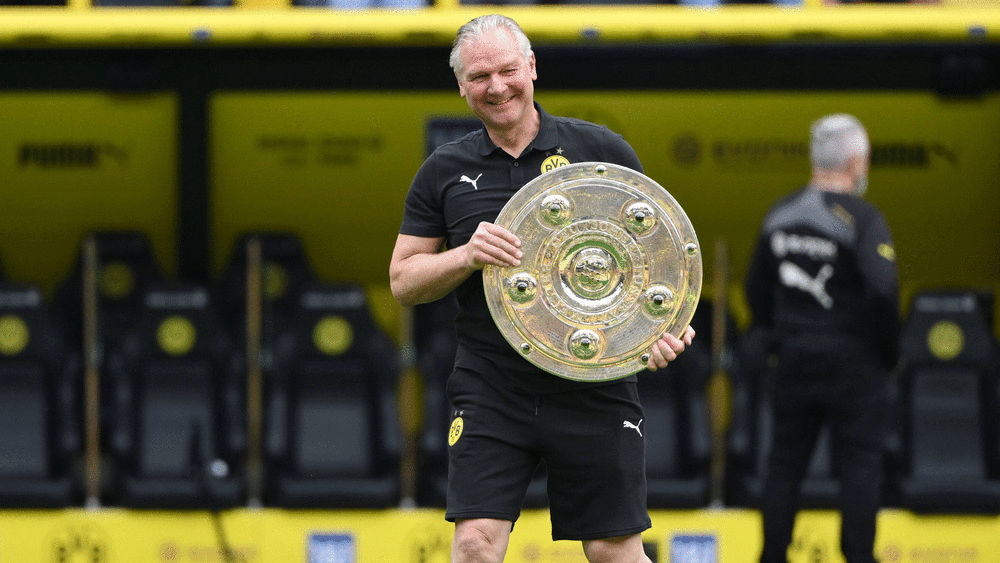 [Bild: 8306fc6f-ee5a-49fe-a40a-d288bb152c6b.gif]
