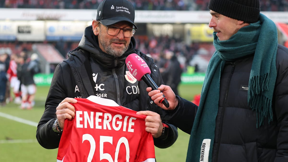 -Statement-Wollitz-feiert-250-Sieg-als-Energie-Trainer