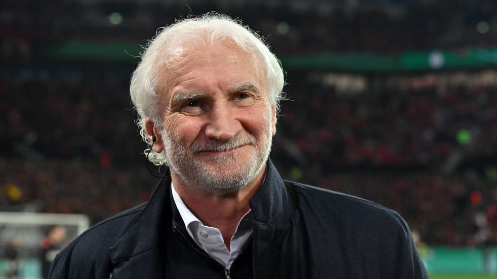 "Von Tag zu Tag mehr ans Herz gewachsen": Rudi Völler setzt seine Tätigkeit beim DFB fort.