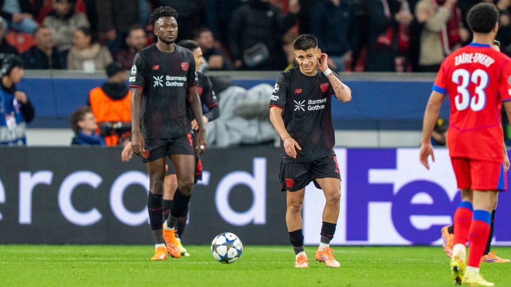 Edmond Tapsoba und Claudio Echeverri gingen mit Bayer gegen Paris unter.