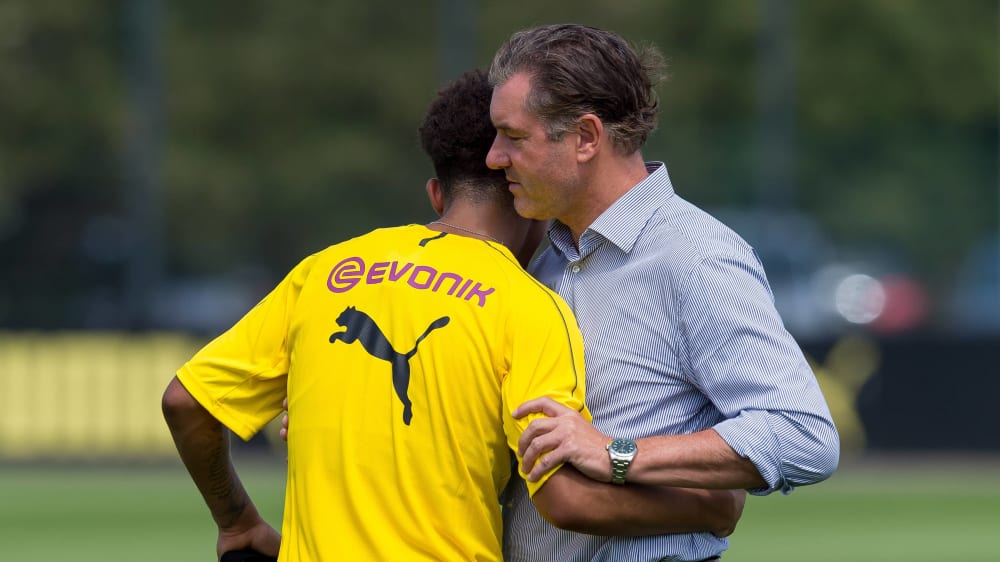 &#196;u&#223;erte sich zu Jadon Sancho: BVB-Sportdirektor Michael Zorc (re.).