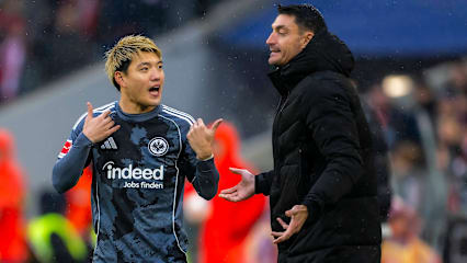 Neue Rolle: Eintracht-Coach Albert Riera setzte Flügelspieler Ritsu Doan zuletzt zentraler ein.