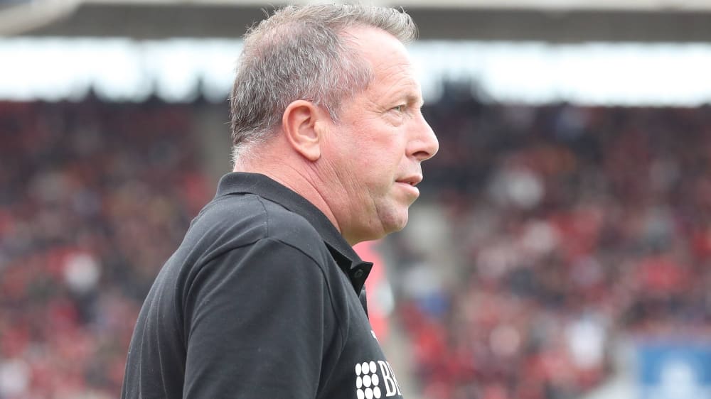 Beäugte die 1:2-Niederlage seines SVWW in Nürnberg nicht zwingend kritisch: Trainer Markus Kauczinski.