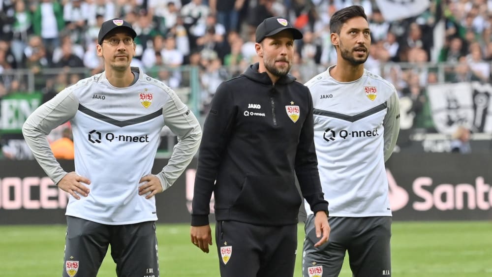 Florian Mohr (li.) und Malik Fathi (re.) bleiben auch künftig an Sebastian Hoeneß' Seite beim VfB.
