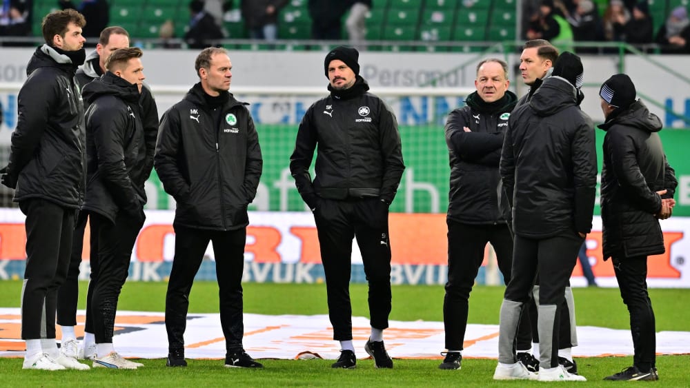 Das Trainerteam der SpVgg Greuther Fürth bleibt zusammen.