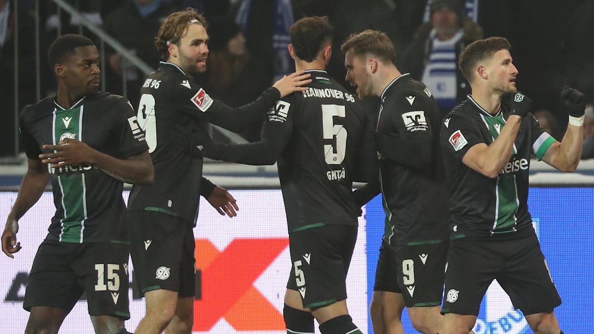 Alutreffer-auf-beiden-Seiten-Hannover-beendet-Ausw-rtstief-in-Magdeburg