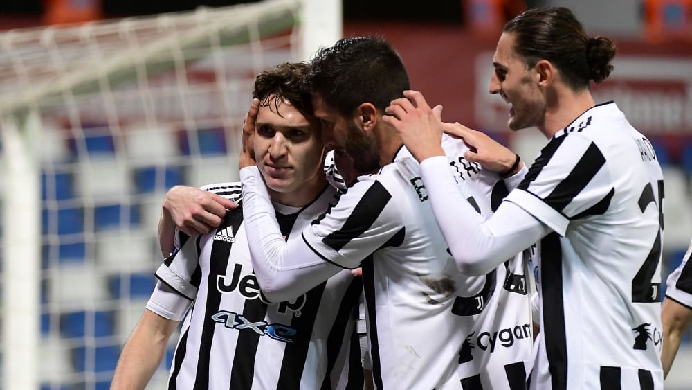 Schoss das entscheidende 2:1 und damit Juventus Turin zum Pokalsieg: Federico Chiesa (li.).