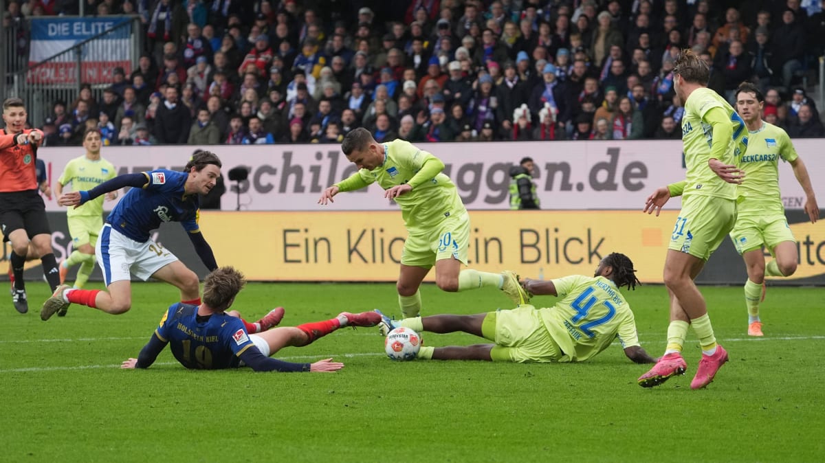 Die-Berliner-Mauer-steht-wieder