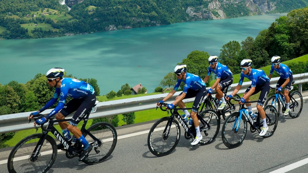 Das spanische Movistar Team bei der Tour de Suisse