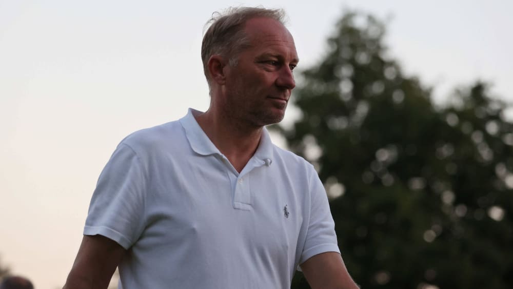 Sportdirektor Jürgen Luginger fordert nach Saarbrückens durchwachsenem Saisonstart eine klare Leistungssteigerung.