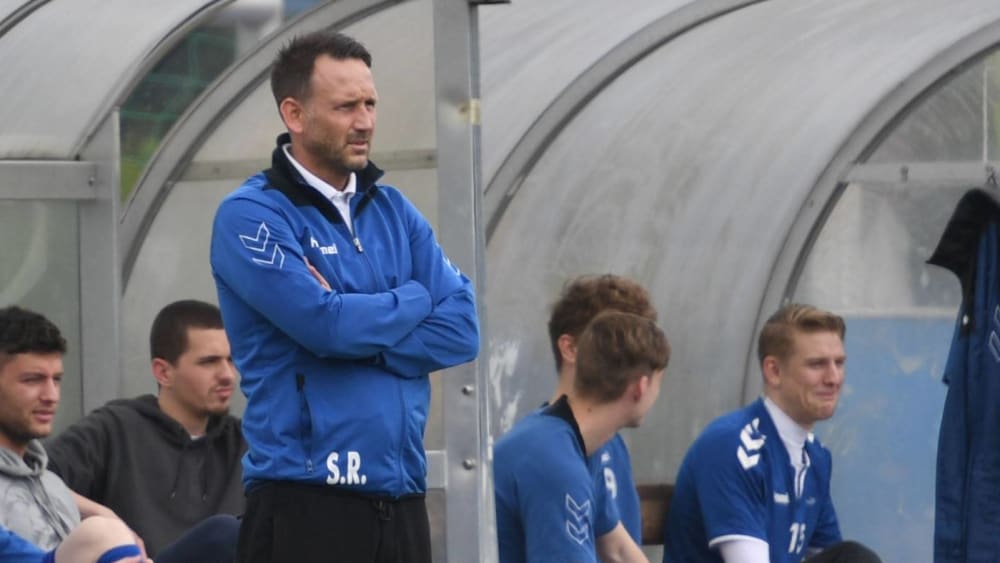 Muss beim FC Hertha 03 Zehlendorf seinen Trainerposten r&#228;umen: Simon R&#246;sner (hier noch bei der VSG Altglienicke)
