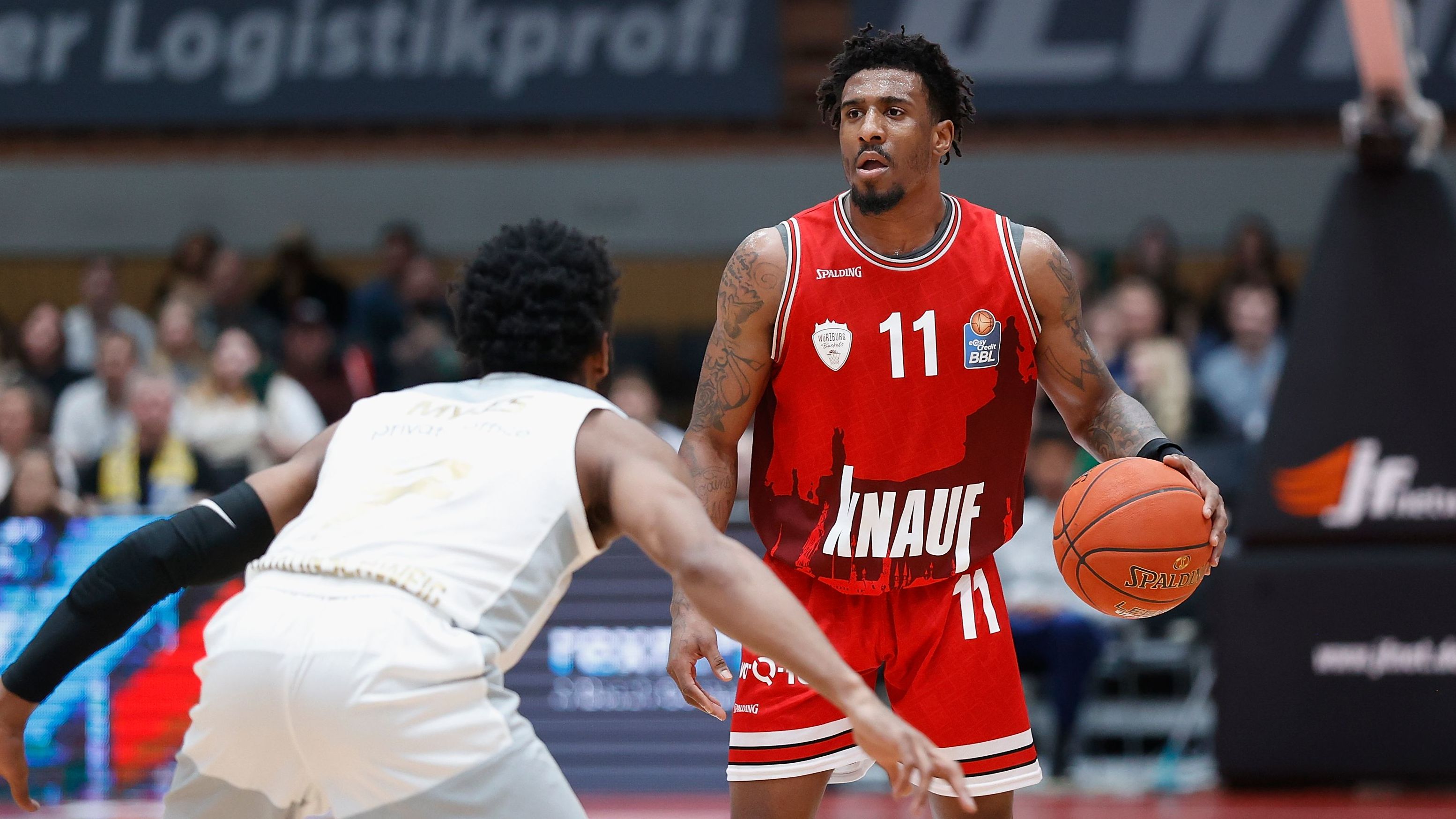 Würzburg Baskets holen Defensivspezialist Javon Bess kicker