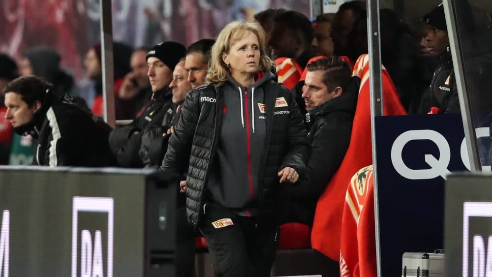 In vielen Bereichen besch&#228;ftigt: Susanne Kopplin ist Mannschaftsleiterin beim 1. FC Union Berlin.