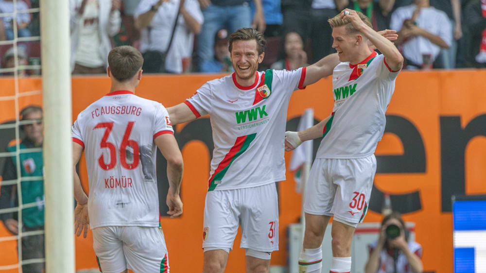 Gregoritschs Doppelpack wahrt Augsburgs Chance auf Platz 7 - kicker