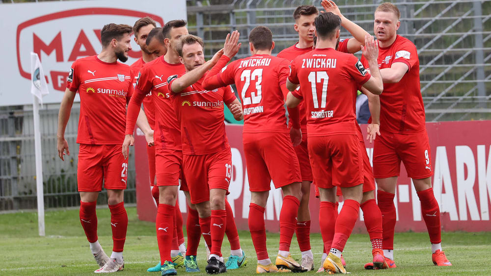 Ausw&#228;rtssieg: Zwickau schoss L&#252;beck in die Regionalliga. 