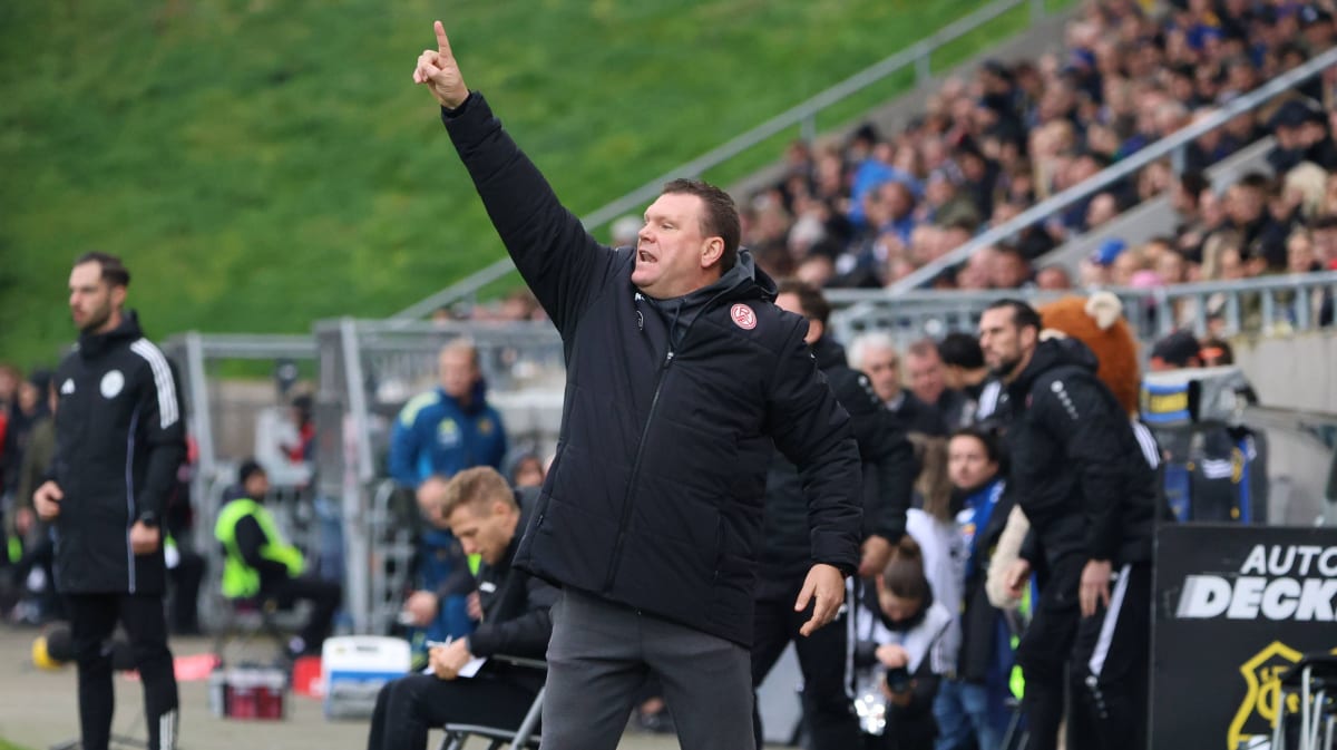 -Sehen-weiteres-Potenzial-Essen-verl-ngert-mit-Trainer-Koschinat