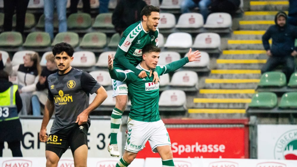 In der Spur: Der VfB Lübeck fuhr beim 4:1 gegen den Bremer SV den dritten Sieg in Serie ein.