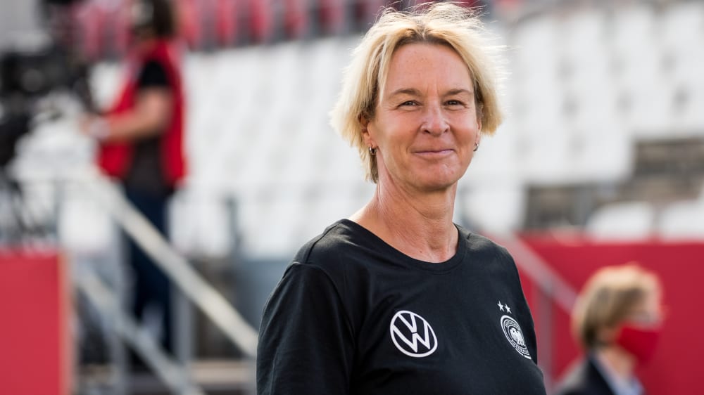 Bundestrainerin Martina Voss-Tecklenburg hat sich f&#252;r das anstehende Mini-Turnier der deutschen Frauen-Nationalelf viel vorgenommen.