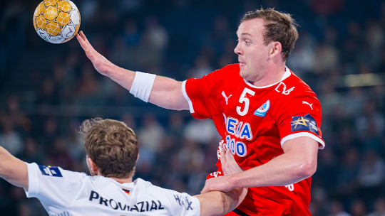 Sander Sagosen und Kolstad stehen in der Handball Champions League vor dem Aus.
