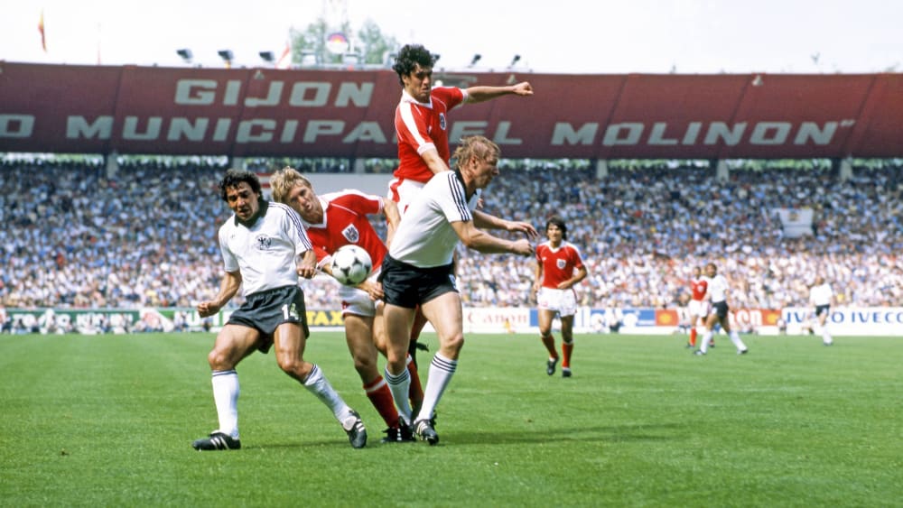 Harmlos bis zum Ende: das Duell der deutschen Elf und Österreich in der WM-Vorrunde 1982.