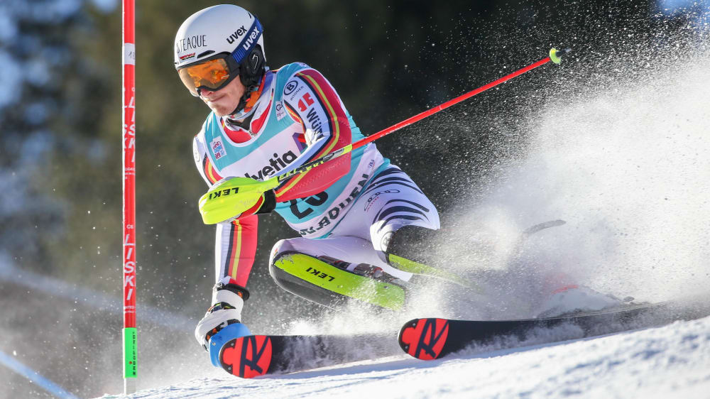 Furiose Aufholjagd im zweiten Durchgang: Linus Strasser holt Platz sechs beim Slalom in Adelboden.