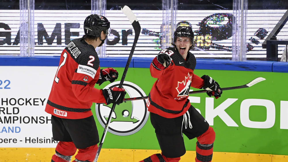 Dank eines 6:1 gegen Tschechien zieht Kanada ins Finale der Eishockey-WM ein.