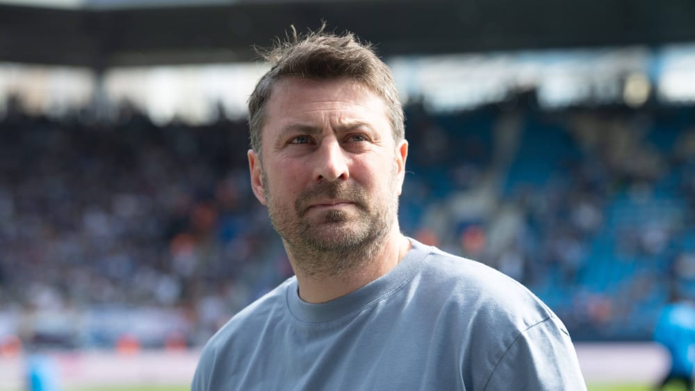 Voller Fokus auf das Kellerduell in Wolfsburg: Bochum-Coach Heiko Butscher.