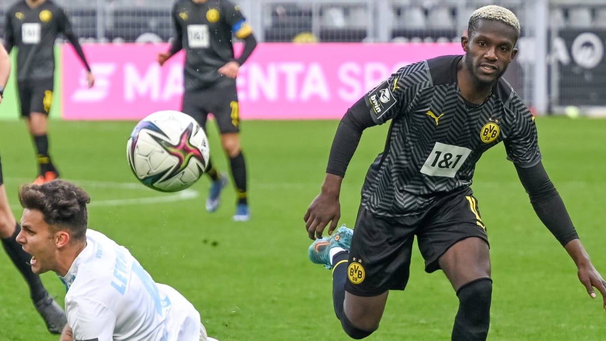 SC Paderborn angelt sich Tachie vom BVB kicker